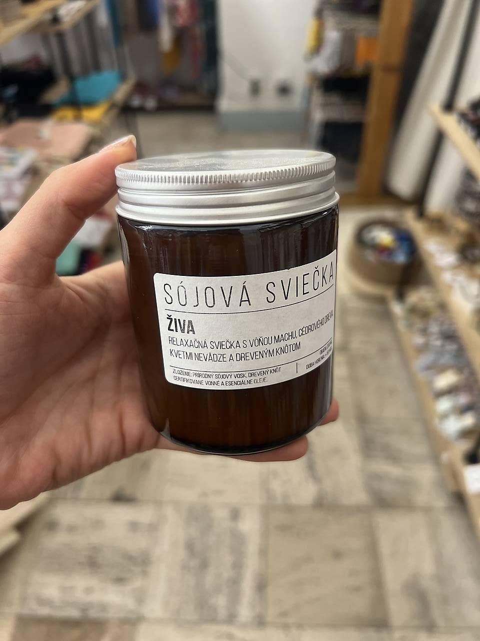 Vonná prírodná sójová sviečka 200g (Živa - mach, cédrové drevo, kvety nevädze)