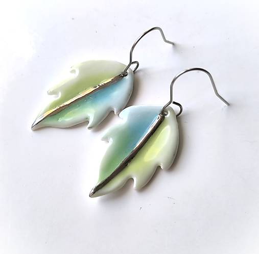 Náušnice - porcelánové náušnice LISTY - 17731753_