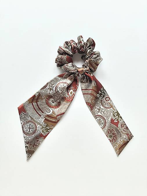 Maxi scrunchie asymetrická (Hnedo-biela)