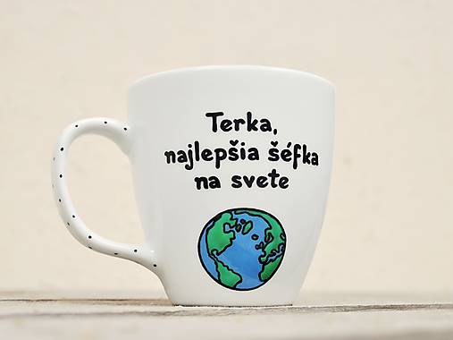 Nádoby - Maľovaná šálka s menom a postavičkou (+ príplatok za dlhší text/kresbičku) - 17736895_