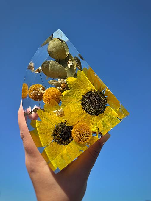 Dekorácie - Personalizovaná zarážka na policu na knihy - zo svadobnej kytice - 17734608_