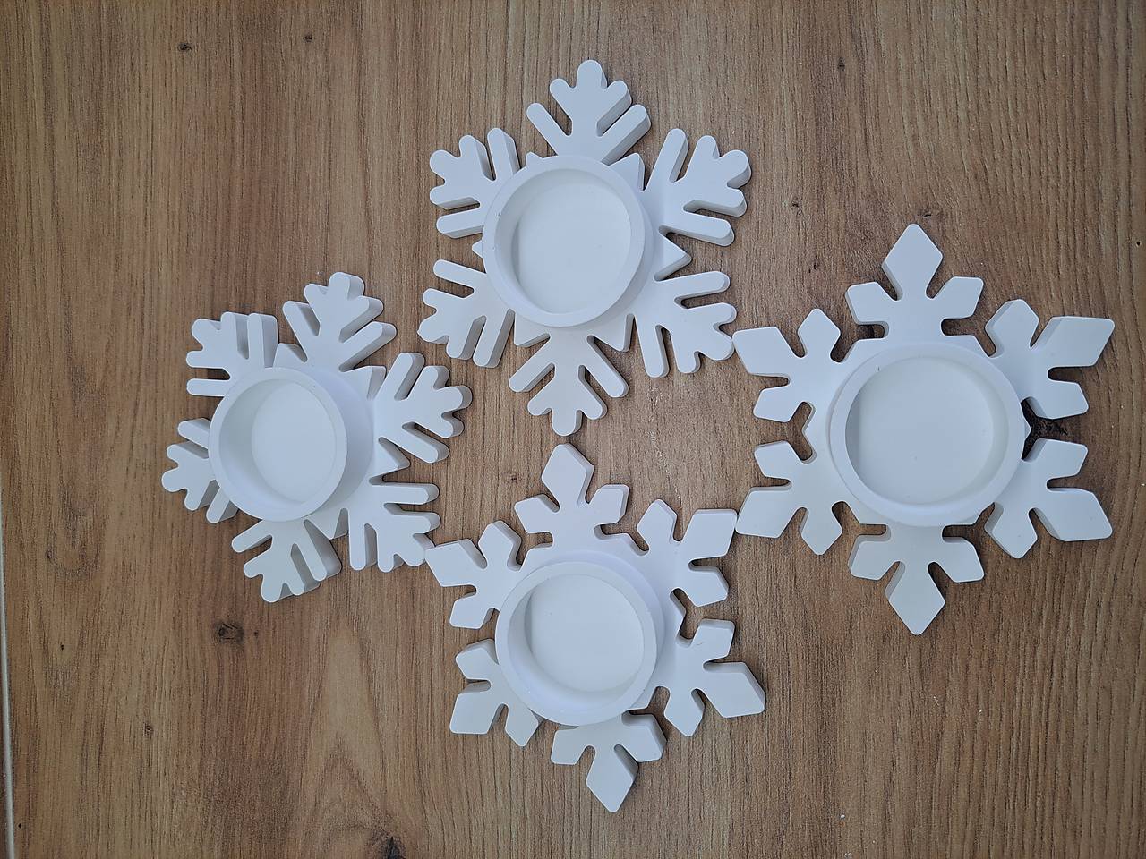 Adventný svietnik v tvare vločky ❄️