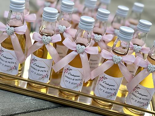 Darčeky pre svadobčanov - Svadobné fľaštičky pre hostí - 17749359_