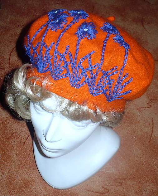 Detské čiapky - Baretka oranžová s modrými kvietkami - 17747346_