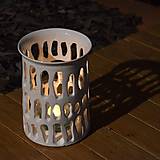 Dekorácie - Váza keramická, děrovaná, růžová - 17752247_