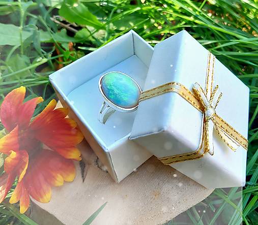 Prstene - Postriebrený prsteň s pravým austrálskym opálom, P1 - 17753530_