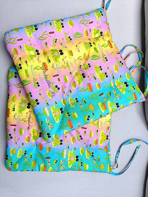 Podsedák na školskú stoličku