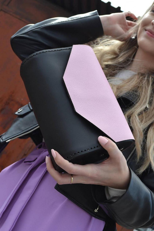 Kožená kabelka bez spony 