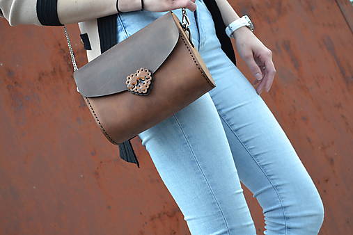 Celokožená kabelka Zuzička crazy horse (Zuzička a holúbky s popruhom)