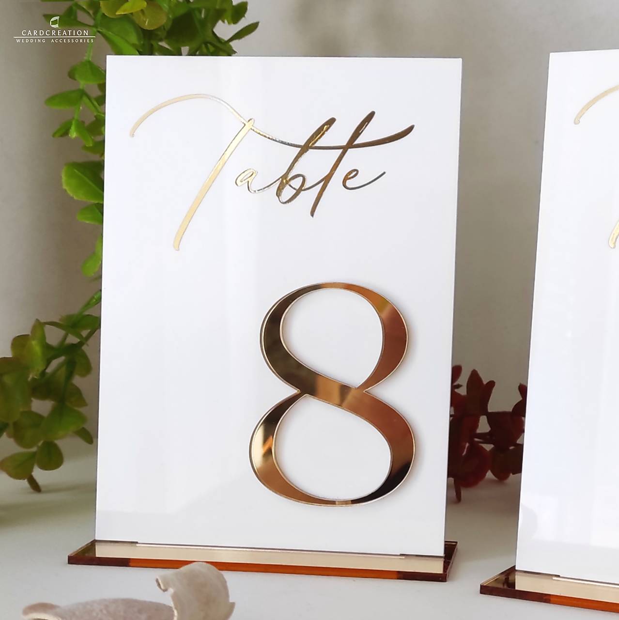 Svadobné čísla stolov, dekorácia pre svadobné stolovanie a organizáciu, typ 003