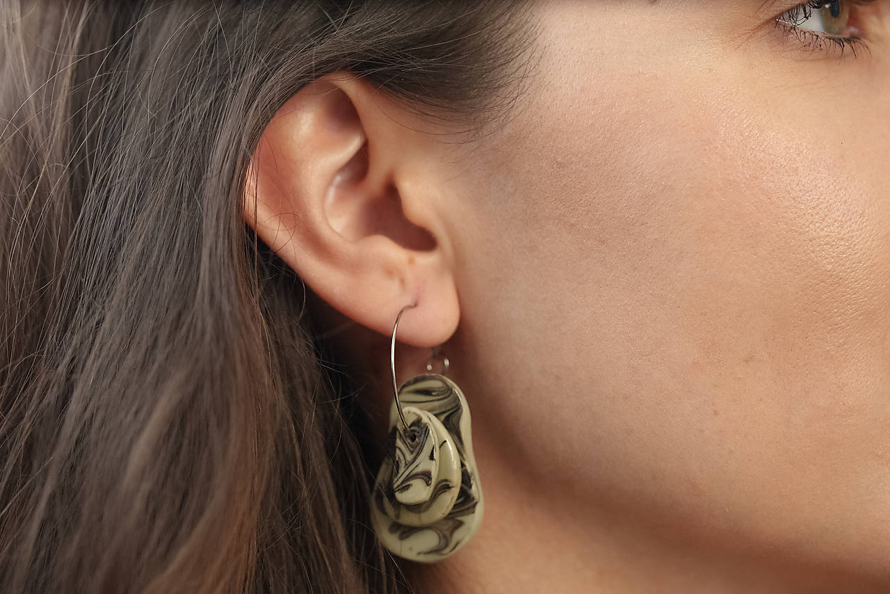 Porcelánové visiace náušnice (Hnedá)