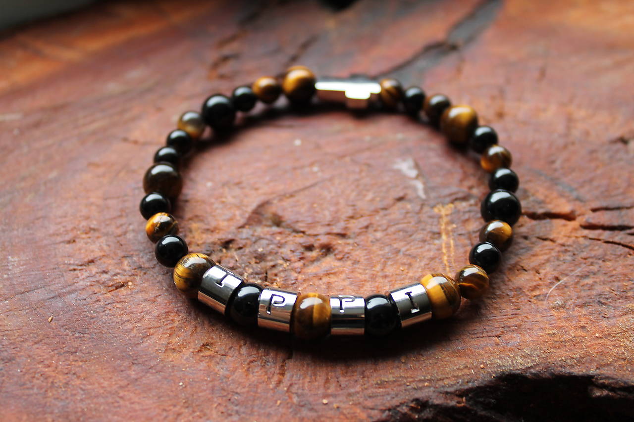 LUX Krížik + iniciálky