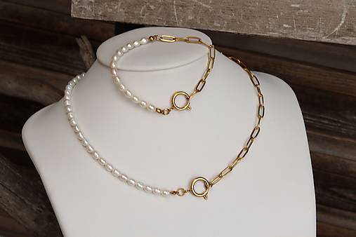 Retiazkový náramok s perlami