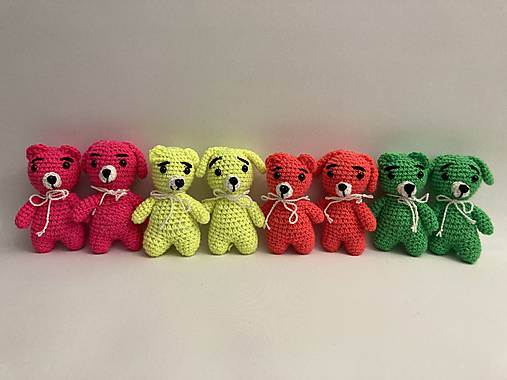 Darčeky pre svadobčanov - háčkovaný macko a psík NEO - 17770570_