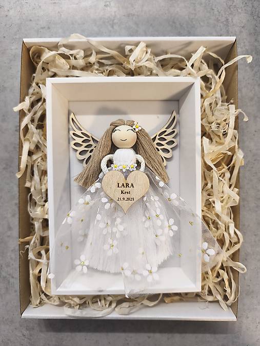 Dekorácie - Macrame anjel na pamiatku krstu  - 17773171_