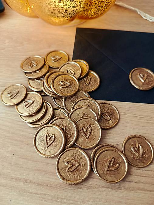 Papier - Sada hotových pečatí ♥ BRONZE ♥ MALÉ SRDIEČKO ♥ 30 ks - 17772051_