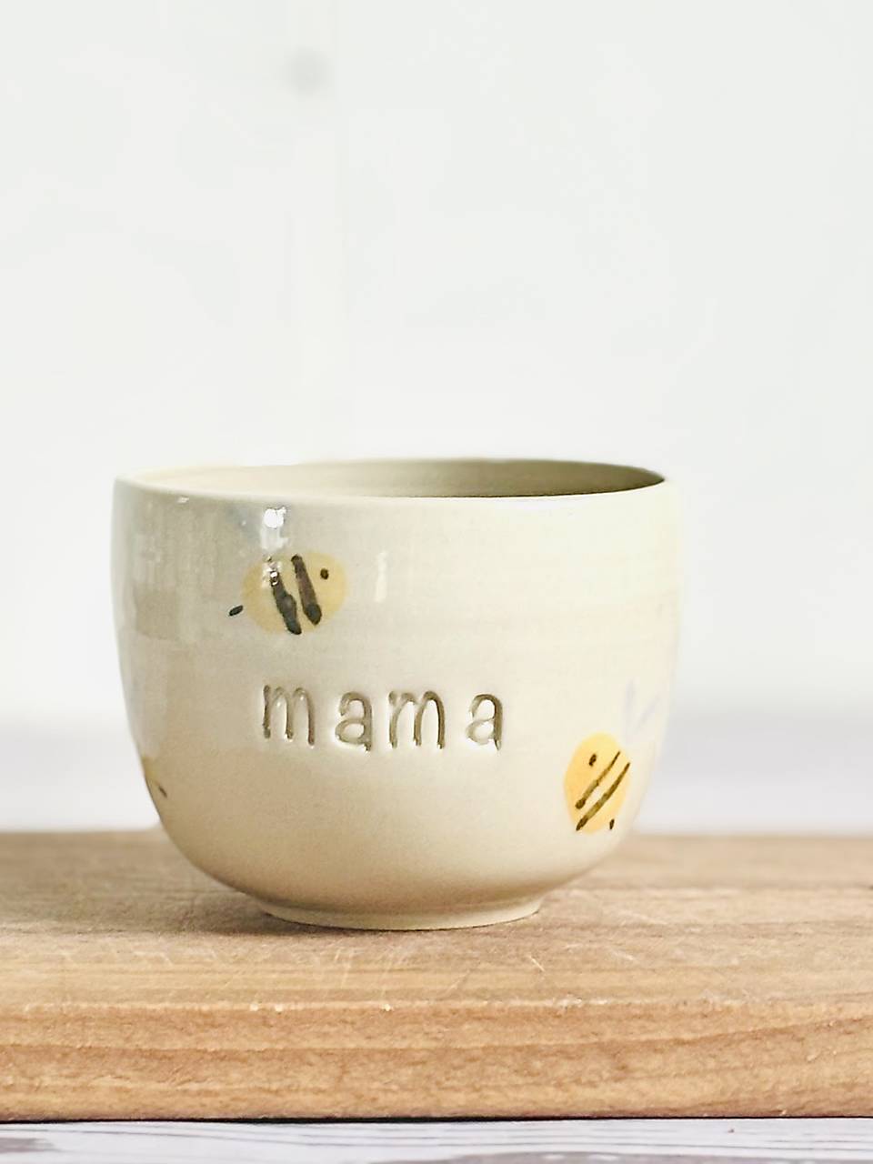 Bee - pohárik cappuccino mama (200ml, bez uška)
