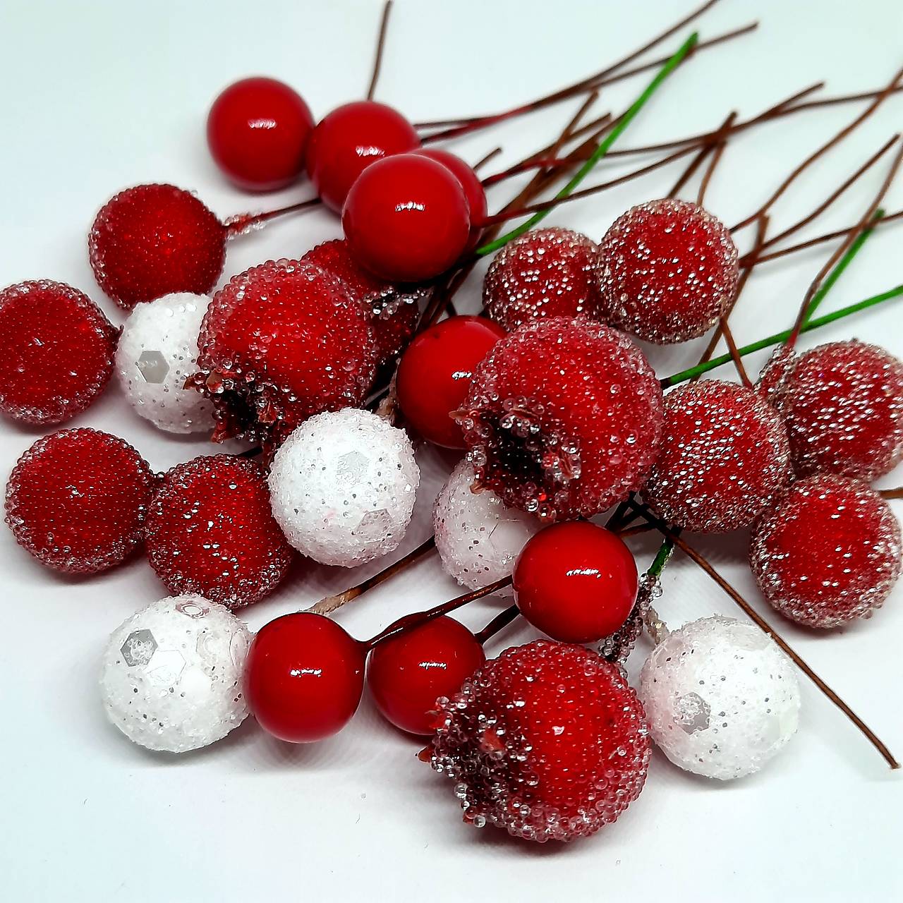 Dekoračné guličky / bobule -1ks