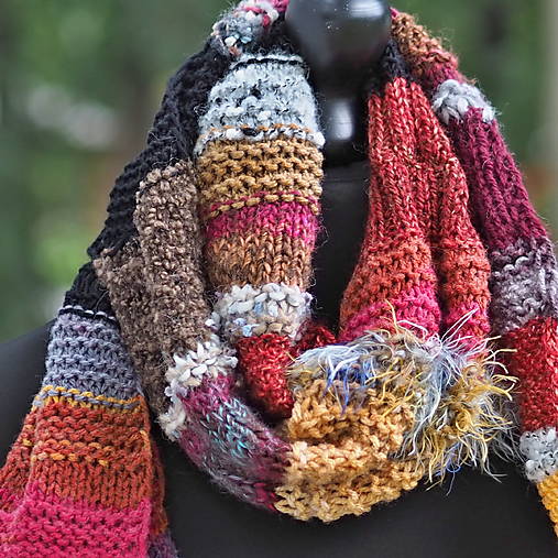 Šály a nákrčníky - RUČNĚ PLETENÝ ŠÁL - RADKA - 17776808_