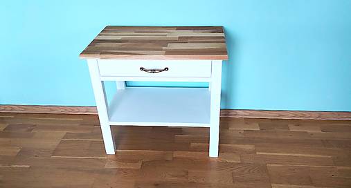 Nábytok - Nočný stolík Oak - 17777973_