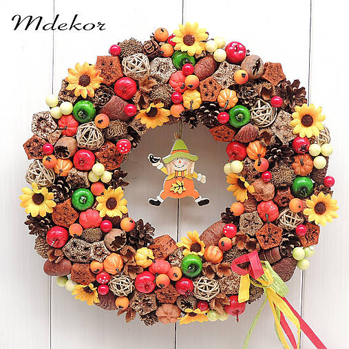 Dekorácie - Jesenný veniec "Veselý strašiak" - 17777947_