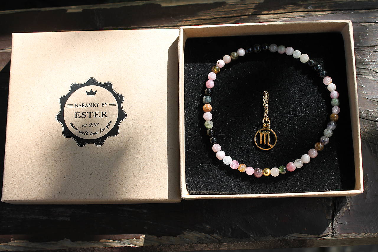 Škorpión_Minimalistický náramok s retiazkou s príveskom