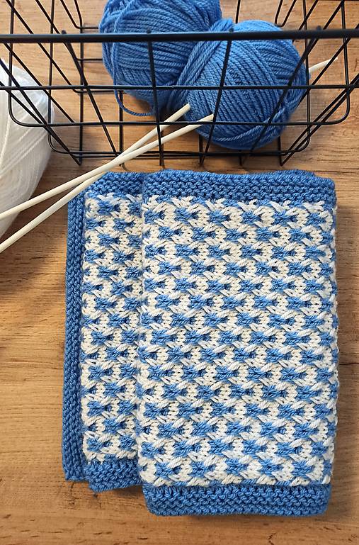 Šály a nákrčníky - Pletený modro-biely žakárový šál na zimu - 17781329_