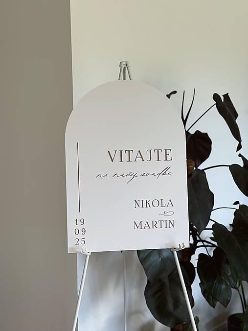 Papiernictvo - Uvítacia svadobná tabuľa polkruh  - 17784333_