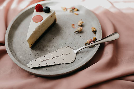 Príbory, varešky, pomôcky - Tortová servírovacia lopatka-Mamkine dobroty z lásky - 17783650_