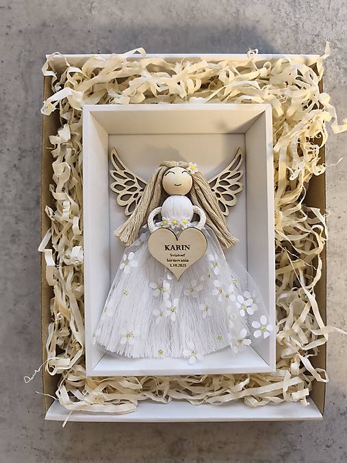 Dekorácie - Macrame anjel na pamiatku birmovky - 17785374_