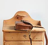 Kabelky - Kožená ľadvinko-kabelka Antique leather - 17782874_