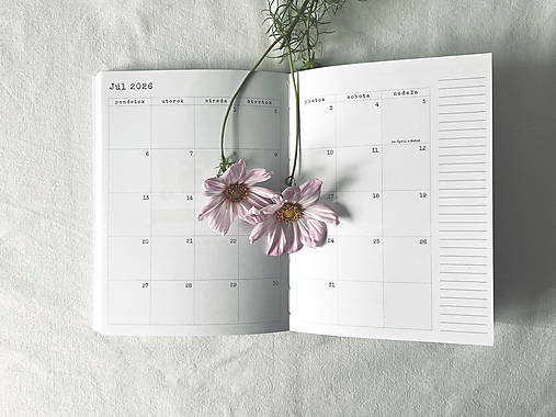 diár 2026 // včely