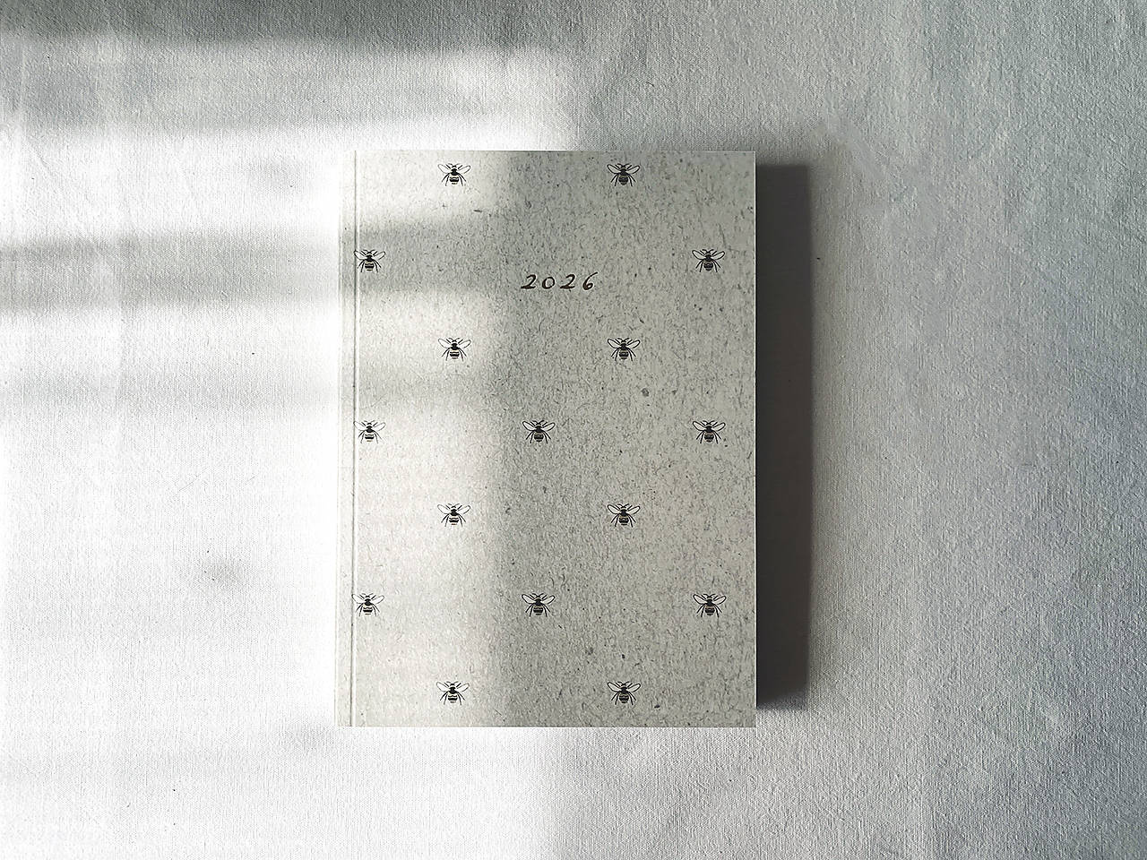 diár 2026 // včely