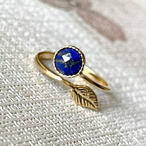 Simple Leaf Lapis Lazuli Ag925 Gold Plated Ring / Strieborný pozlátený prsteň s brúseným lazuritom E001