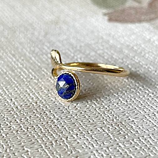 Simple Leaf Lapis Lazuli Ag925 Gold Plated Ring / Strieborný pozlátený prsteň s brúseným lazuritom E001