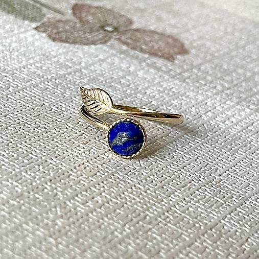 Simple Leaf Lapis Lazuli Ag925 Gold Plated Ring / Strieborný pozlátený prsteň s brúseným lazuritom E001