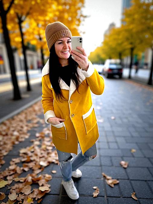 Bundy a kabáty - Dámský semišový kabátek Hořčice - 17788547_