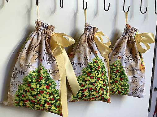 Úžitkový textil - Vianočné / Mikulášske  vrecúška  - 17791165_