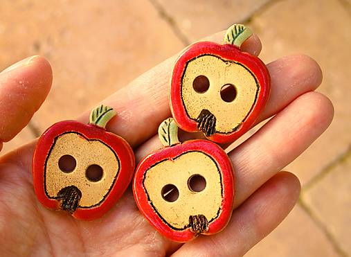 Keramické jabĺčka gombík