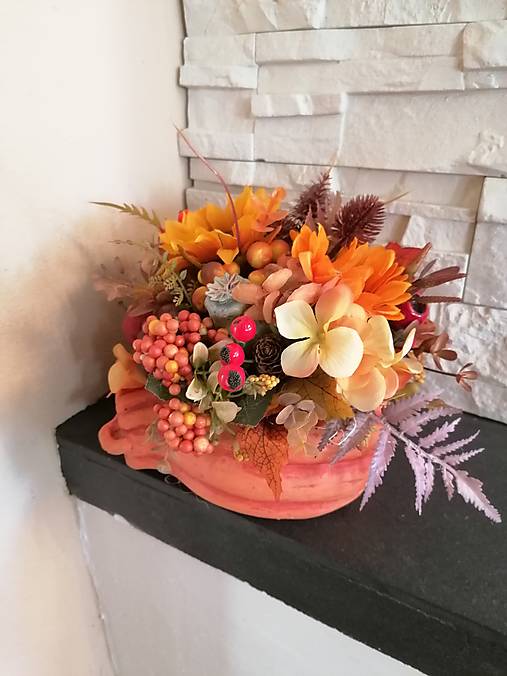 Dekorácie - Jesenná dekorácia v tekvici 21cm - 17792694_