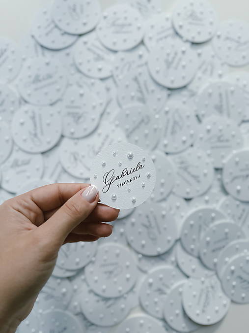 Úložné priestory & Organizácia - Svadobné menovky kruh perličkové - 17793868_