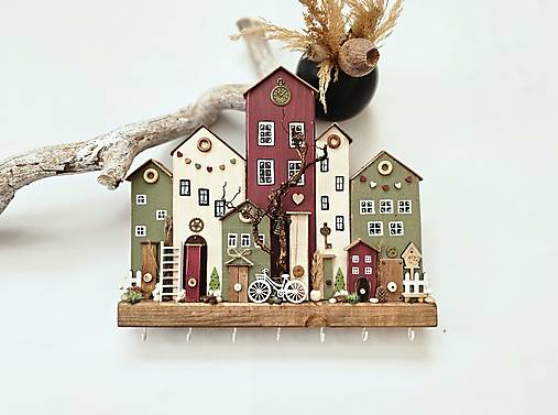 Nábytok - Vešiak na kľúče  ,,Čarovné mestečko II,, - 17795427_