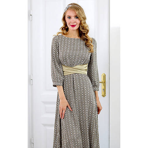 Šaty - Chloe - viskózové midi šaty s geometrickým vzorom, béžové  - 17795966_