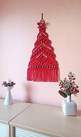 Dekorácie - Macramé Boho - Červený stromček sviatočných chvíľ - 17794784_