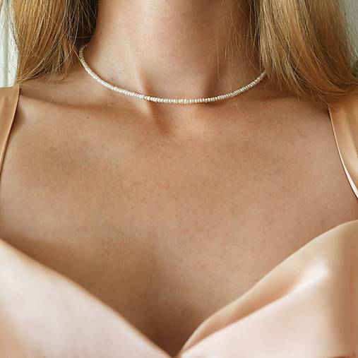 Náhrdelníky - Minimalistický náhrdelník z perál Athéna (gold filled) (Zlatá) - 17794347_