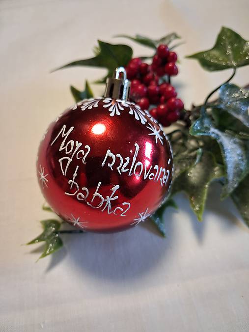 Dekorácie - Vianočná gula malovaná  voskom ,doplnené menom... - 17793788_