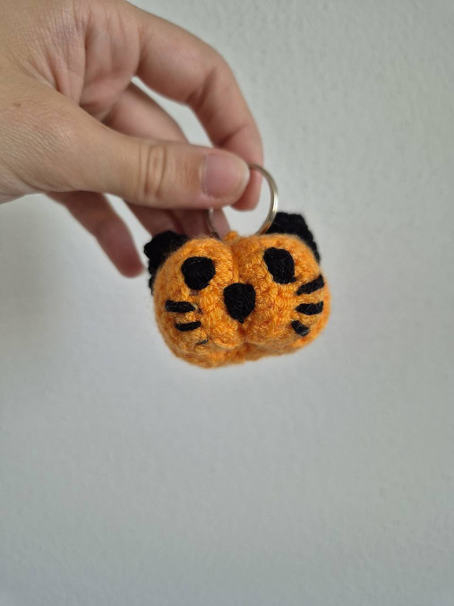 Halloweenske kľúčenky (mačacia tekvica)