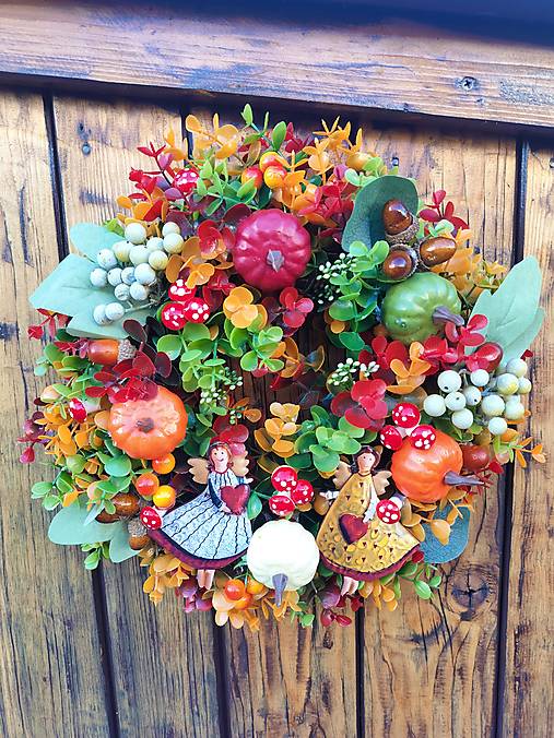 Jesenný veniec s anjelkami