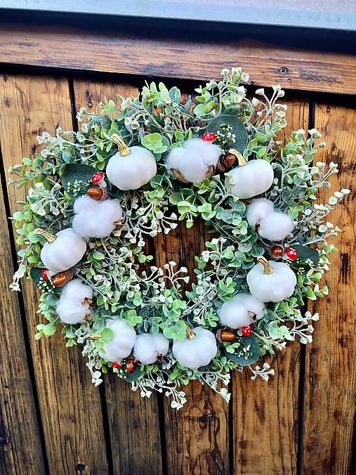 Elegantný jesenný veniec