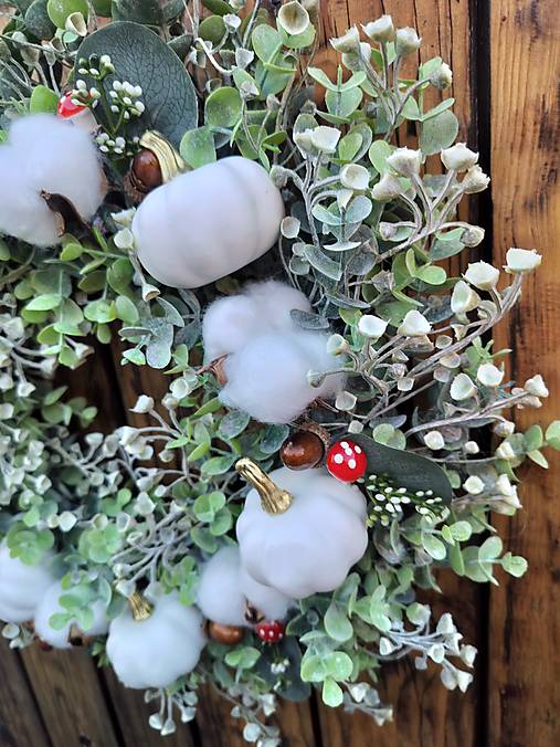 Elegantný jesenný veniec